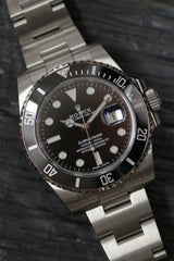 Rolex - Submariner Date "NOS" Ref. 116610LN
