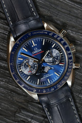 Omega - Speedmaster Moonphase Ref. 304.33.44.52.03.001
