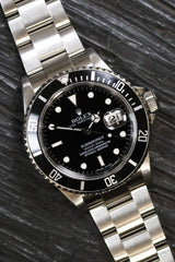 Rolex - Submariner Date Ref. 16610T