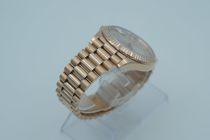 Rolex - Day-Date Ref. 228235