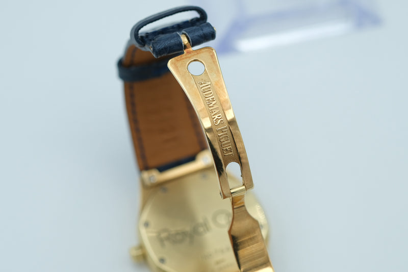 Audemars Piguet - Royal Oak "Yves Klein" Ref. 14800BA