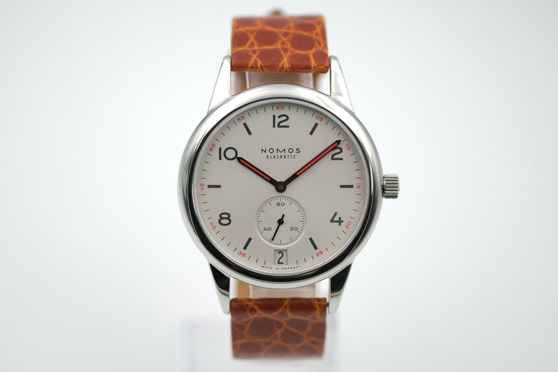 Nomos - Club Automatic Date